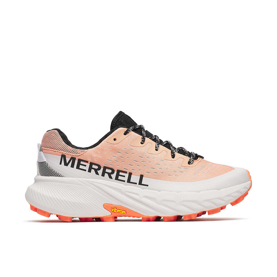 damskie buty do biegania w terenie agility peak 5 w kolorze łososiowym