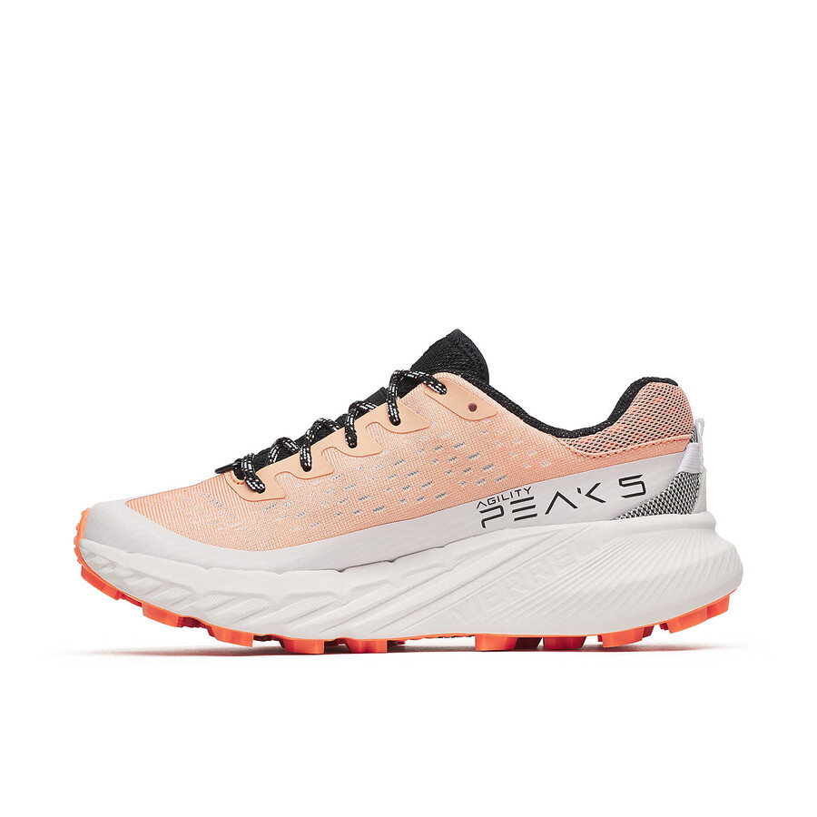 damskie buty do biegania w terenie agility peak 5 w kolorze łososiowym